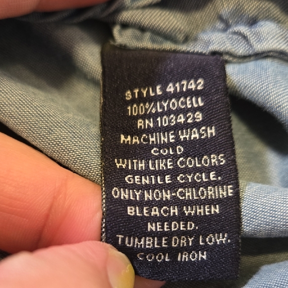 Terre Bleue Women Large Denim Button Down Chambray Long Tap Sleeve Lyocell Shirt - Picture 3 of 9